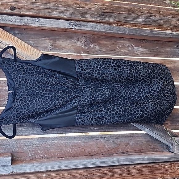 Carmen Marc Valvo Black Cocktail Dress, in Excellent Condition, Sz. 6 - Picture 1 of 12
